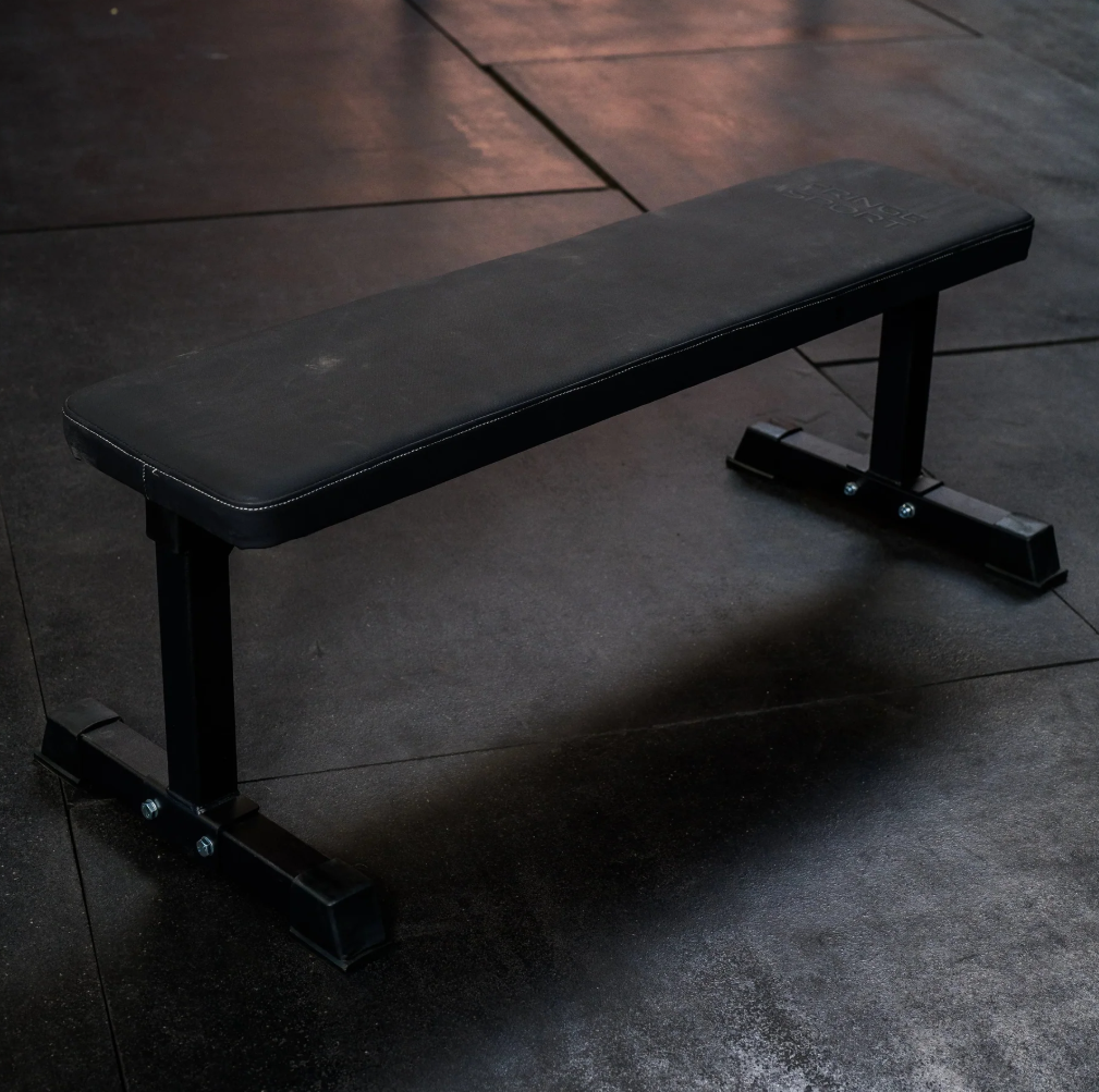 Fringe Sport Flat Bench